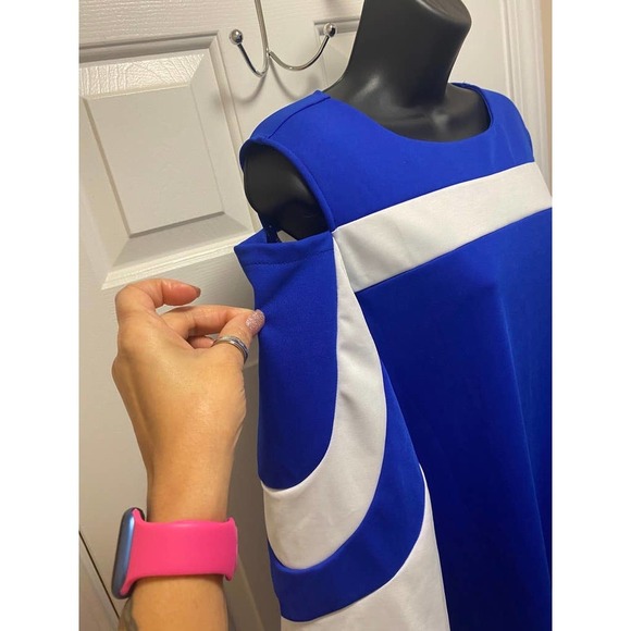 Elapsy Royal Blue & White Womens Mini Dress 3/4 Flare Sleeve Cold Shoulder Large - Picture 7 of 8